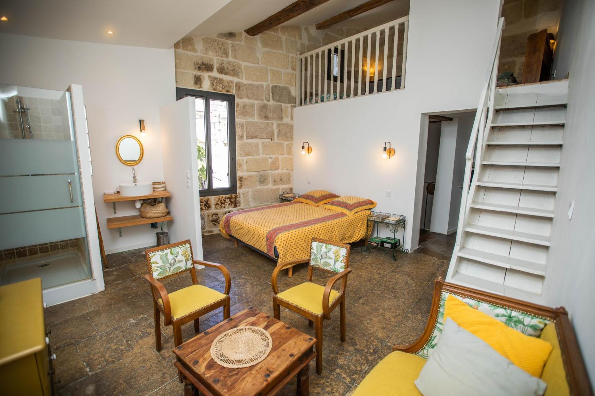 Le Cailar Oustaou De Betty Et Bob Bed & Breakfast エクステリア 写真